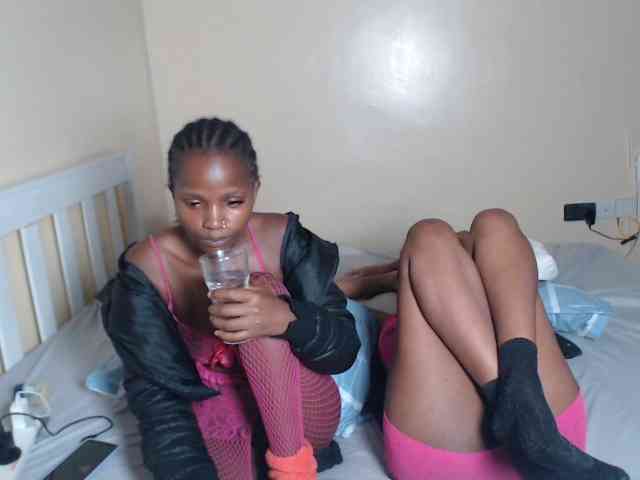 ItsYaGirlPookie webcam