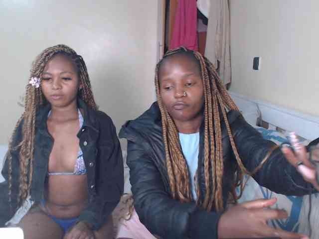 ItsYaGirlPookie webcam