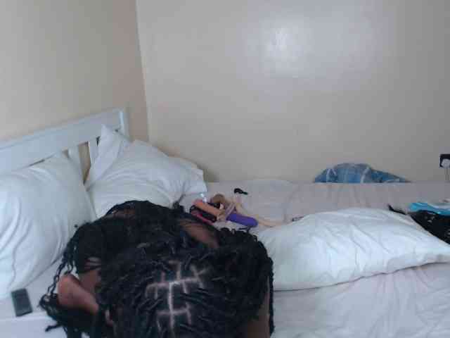 ItsYaGirlPookie webcam