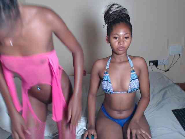 ItsYaGirlPookie webcam