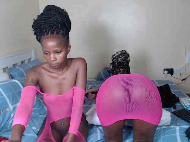 ItsYaGirlPookie webcam