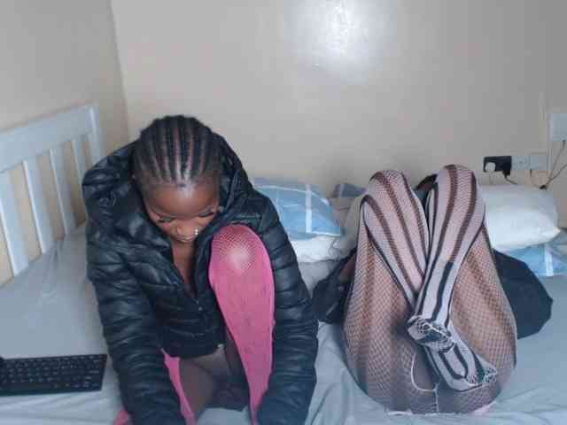 ItsYaGirlPookie webcam