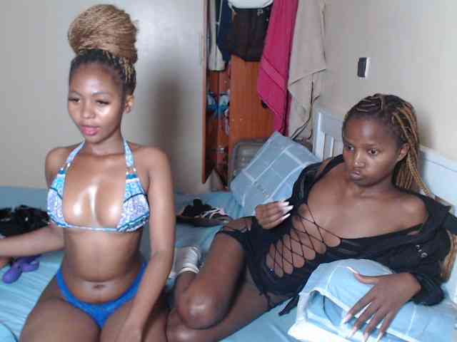 ItsYaGirlPookie webcam