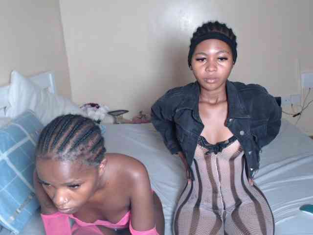 ItsYaGirlPookie webcam