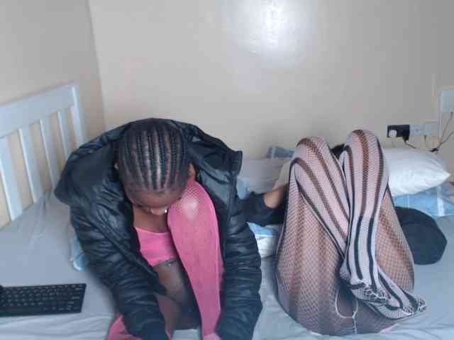 ItsYaGirlPookie webcam