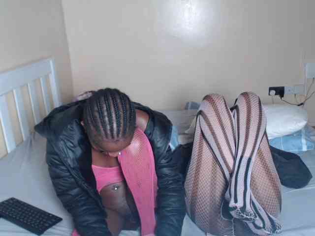 ItsYaGirlPookie webcam