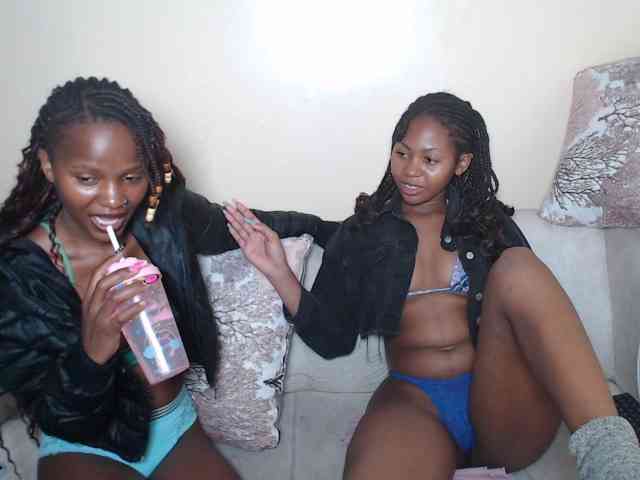 ItsYaGirlPookie webcam