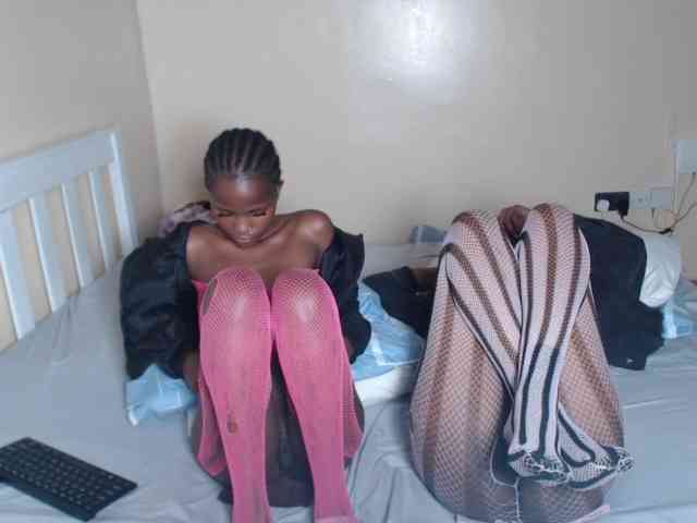 ItsYaGirlPookie webcam