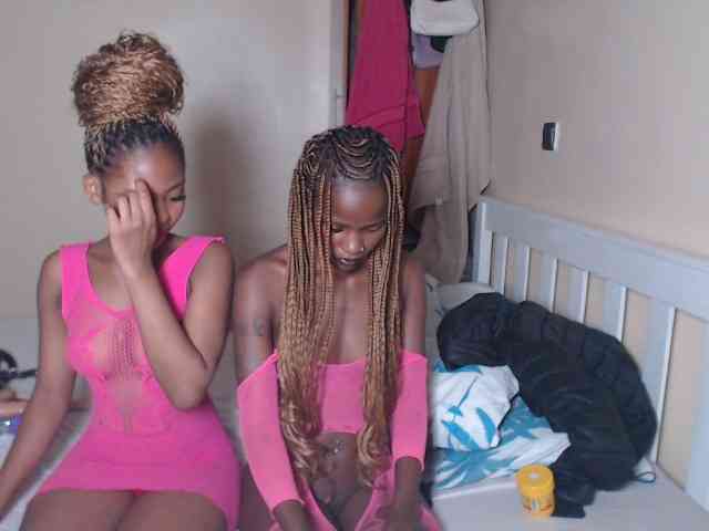 ItsYaGirlPookie webcam