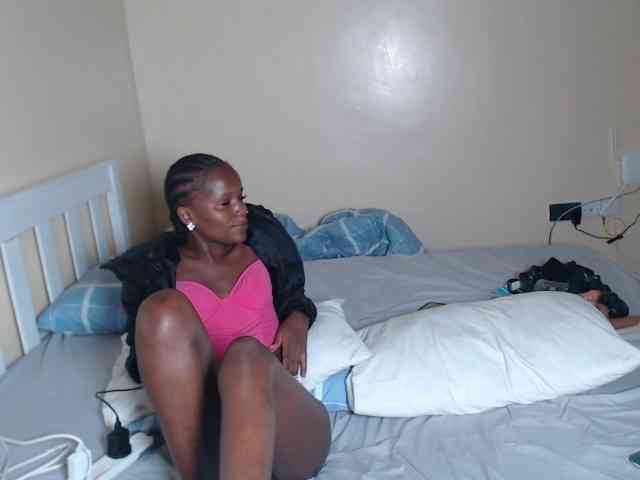 ItsYaGirlPookie webcam