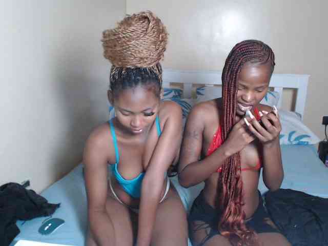 ItsYaGirlPookie webcam