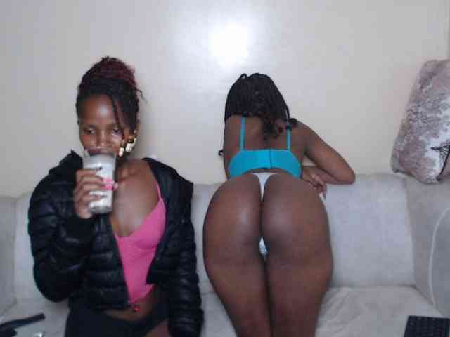 ItsYaGirlPookie webcam