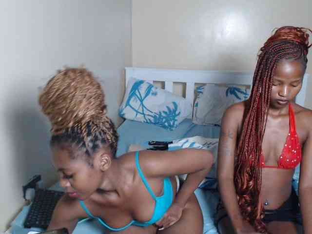 ItsYaGirlPookie webcam