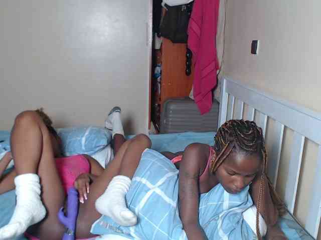 ItsYaGirlPookie webcam