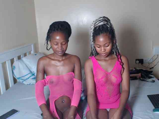 ItsYaGirlPookie webcam