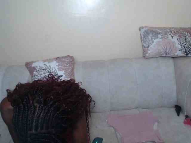 ItsYaGirlPookie webcam