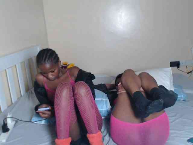 ItsYaGirlPookie webcam