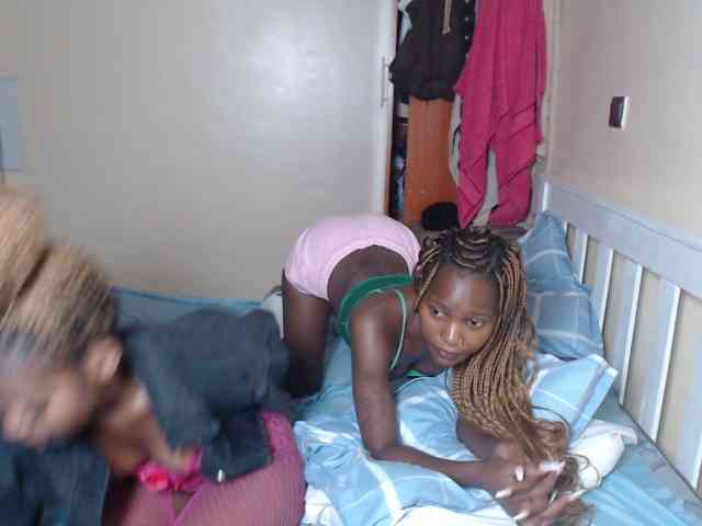 ItsYaGirlPookie webcam