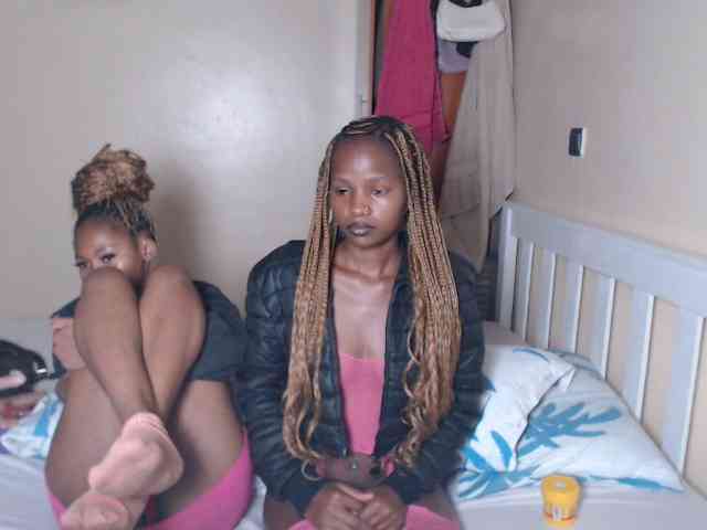 ItsYaGirlPookie webcam