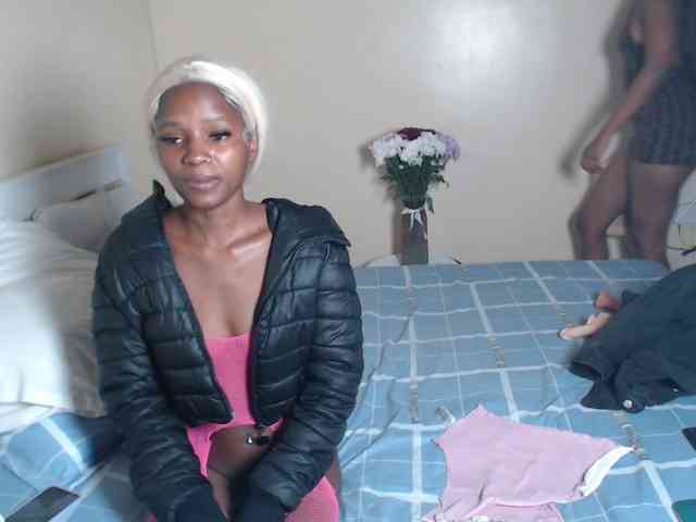 ItsYaGirlPookie webcam