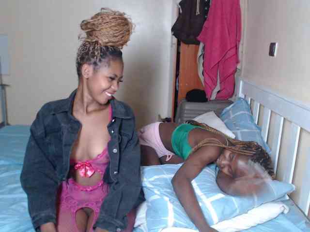 ItsYaGirlPookie webcam