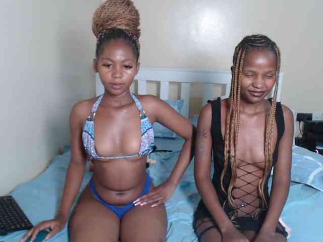 ItsYaGirlPookie webcam