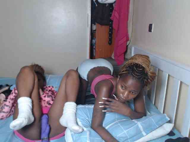 ItsYaGirlPookie webcam