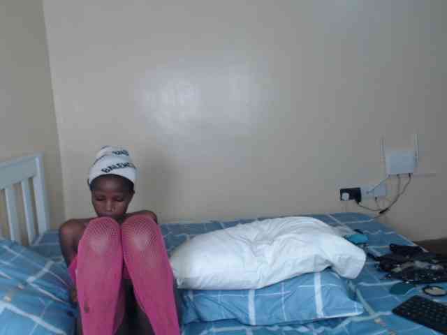 ItsYaGirlPookie webcam