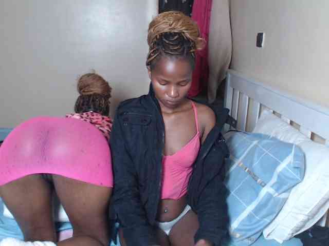 ItsYaGirlPookie webcam