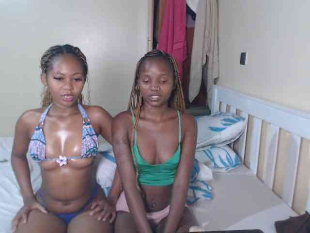 ItsYaGirlPookie webcam