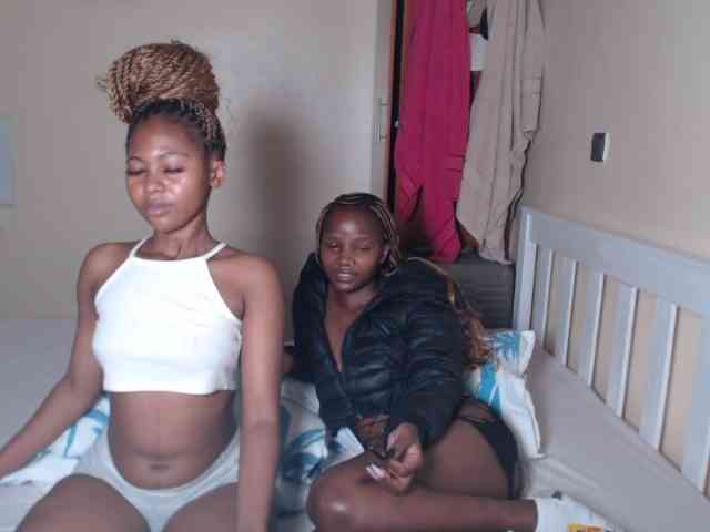 ItsYaGirlPookie webcam