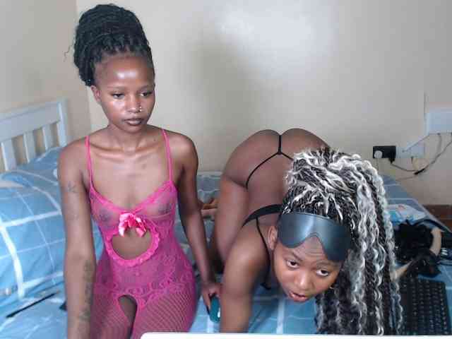 ItsYaGirlPookie webcam