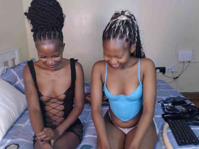 ItsYaGirlPookie webcam