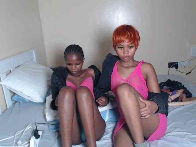 ItsYaGirlPookie webcam