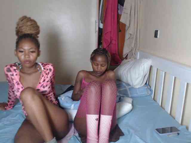 ItsYaGirlPookie webcam