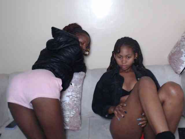 ItsYaGirlPookie webcam