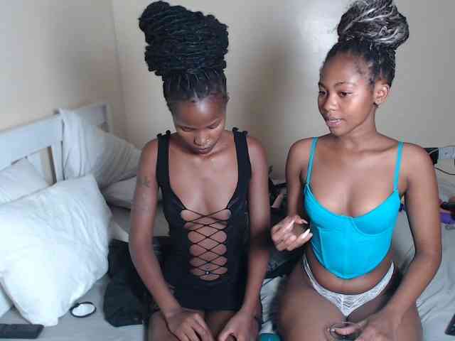 ItsYaGirlPookie webcam