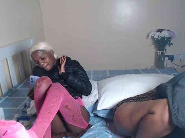 ItsYaGirlPookie webcam