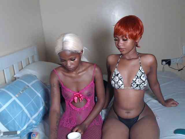 ItsYaGirlPookie webcam