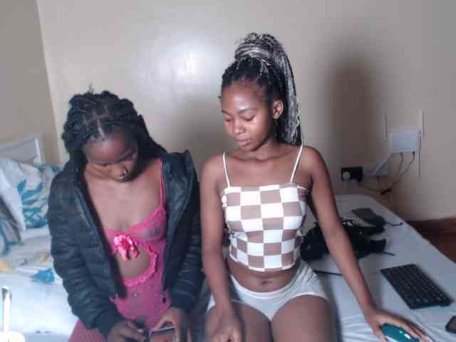 ItsYaGirlPookie webcam