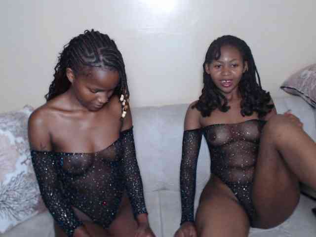 ItsYaGirlPookie webcam