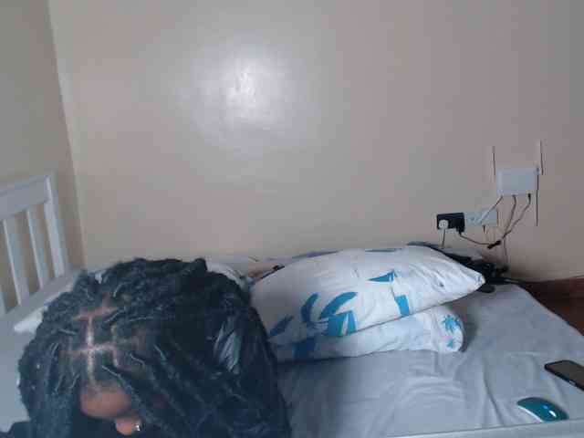 ItsYaGirlPookie webcam