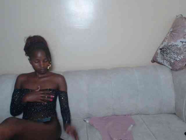 ItsYaGirlPookie webcam