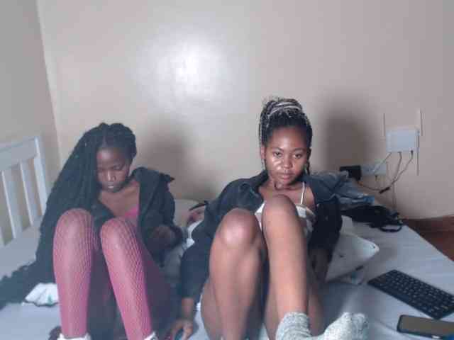 ItsYaGirlPookie webcam