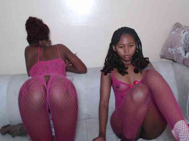 ItsYaGirlPookie webcam