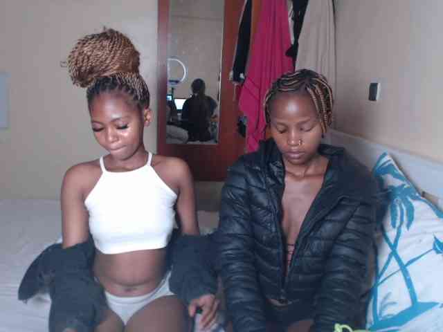 ItsYaGirlPookie webcam