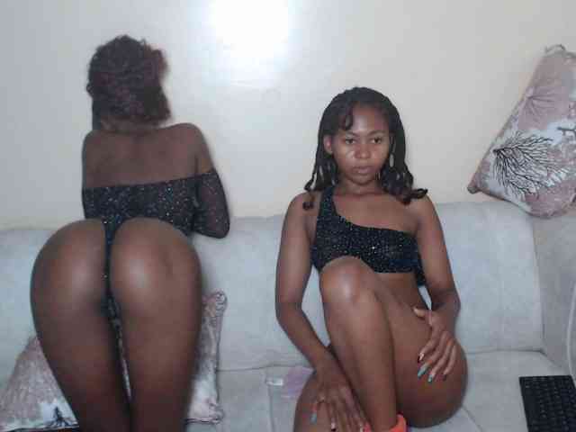 ItsYaGirlPookie webcam