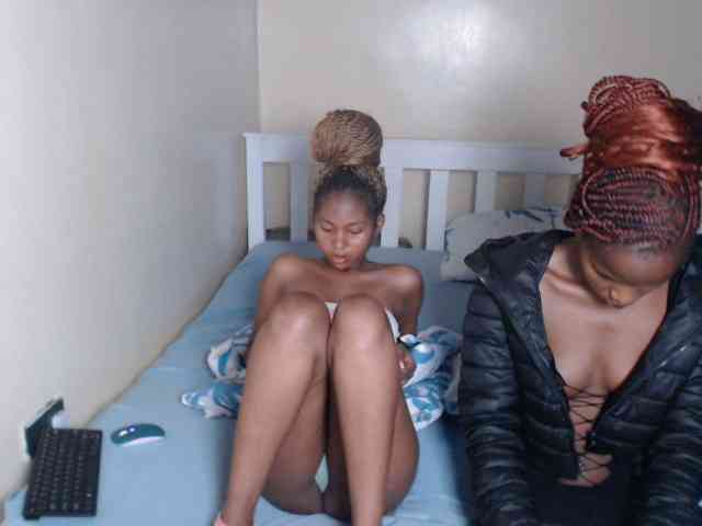 ItsYaGirlPookie webcam