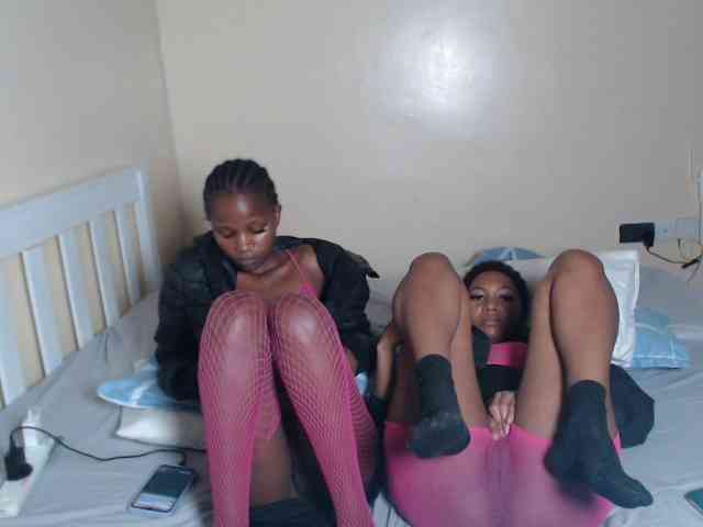 ItsYaGirlPookie webcam