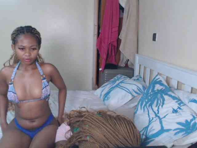 ItsYaGirlPookie webcam